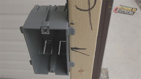 how to use single gang electrical remodeling box|single gang electrical outlet box.